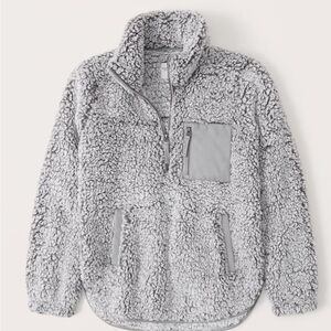Abercrombie & Fitch Sherpa Half Zip Sweatshirt - XS